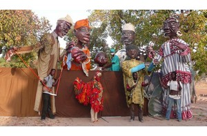 Marionnettes géantes du Burkina Faso